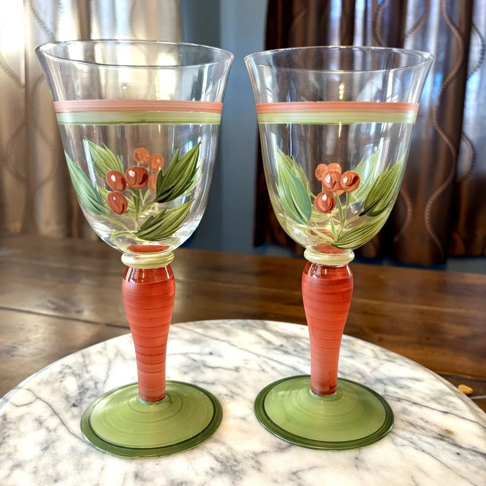 Christmas Home Collection Victorian Holly Hand Painted Wine Goblets Glasses 12oz